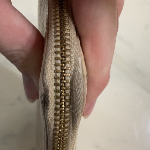 Kate spade wallet - Picture 4 of 12